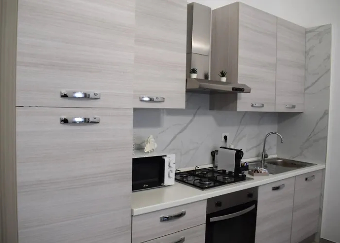 28 * كونفيرسانو